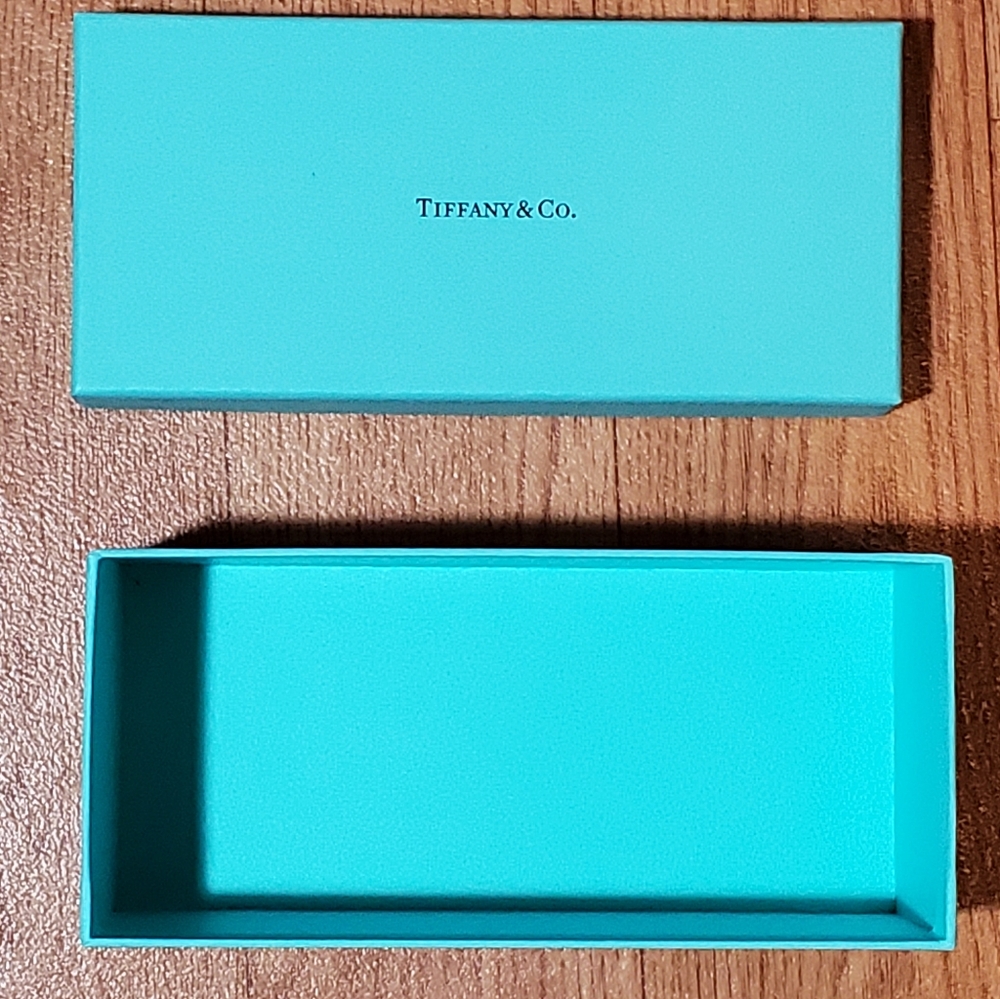 Tiffany & Co Gift Box with Lid Teal Blue 3x3x7in Valentines Jewelry Present